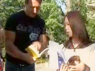 Getting Laid in Tokyo's Hidden Gems With A Rough Local Guide