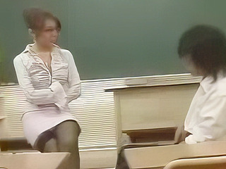 Yuna Takizawa - Fucking her students in Tokyo, Nippon